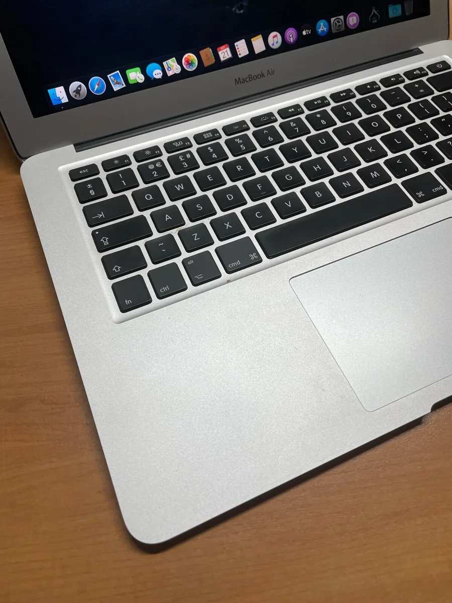MacBook Air 13 for sale 2017 - Image 3