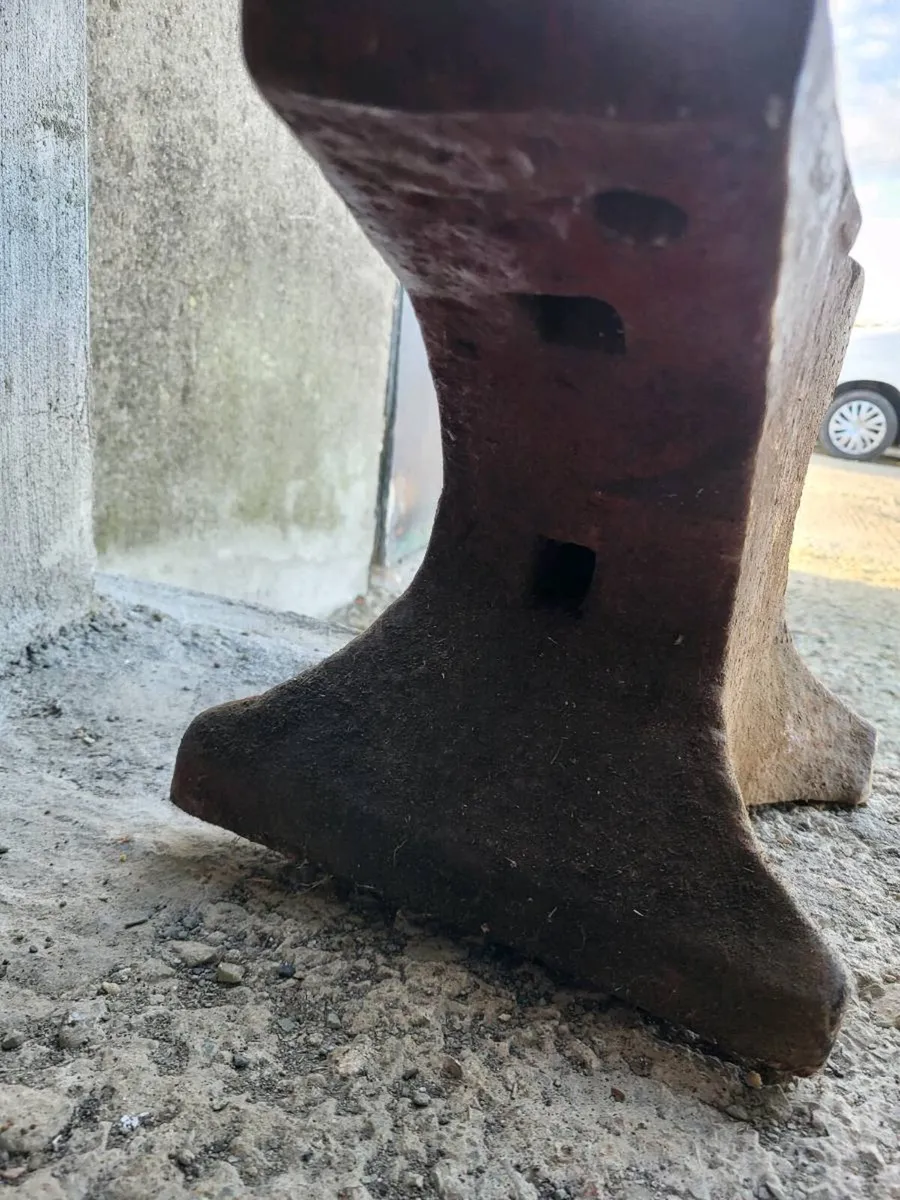 Anvil - Image 4