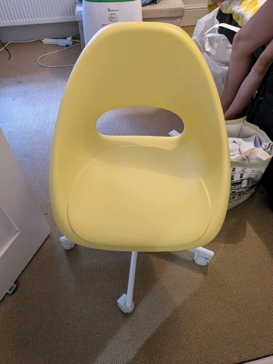 Chair - Image 3
