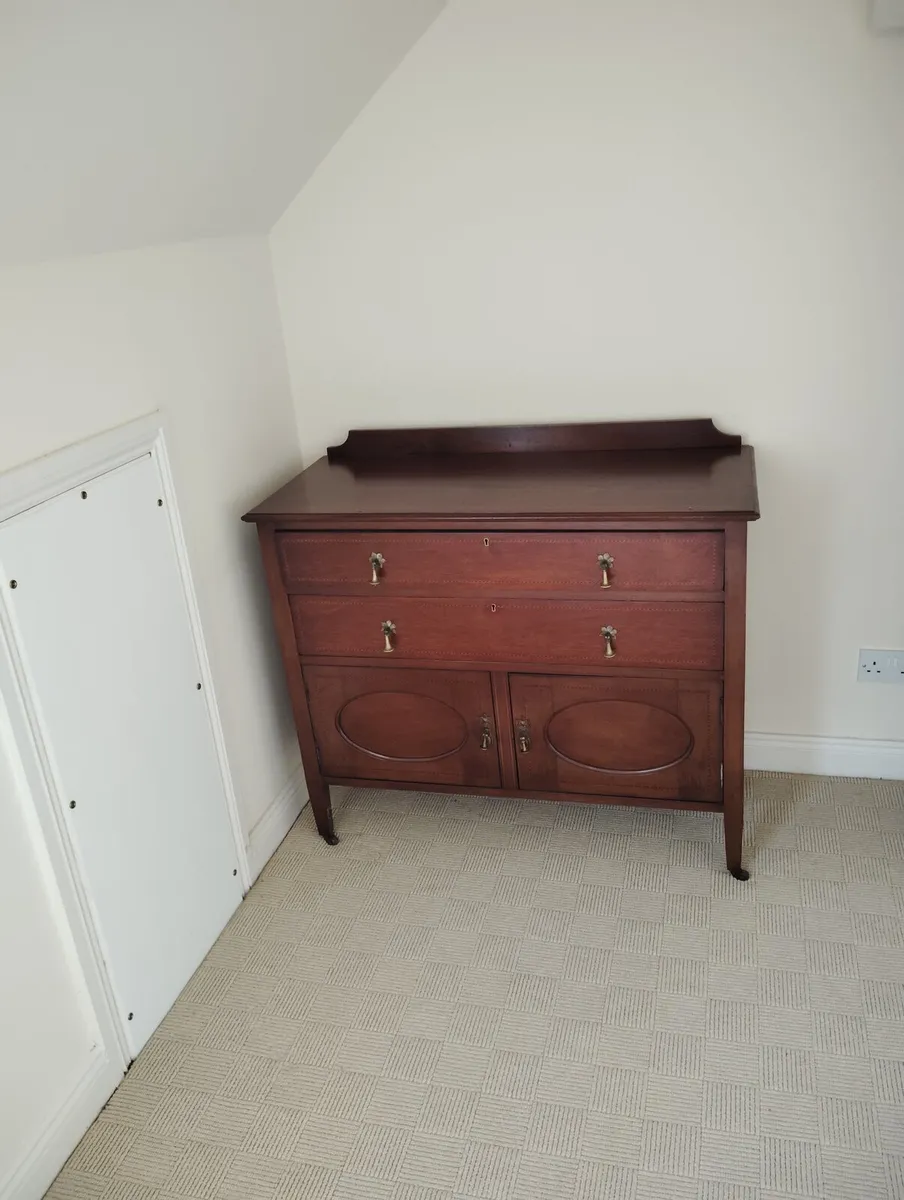 Sideboard - Image 2