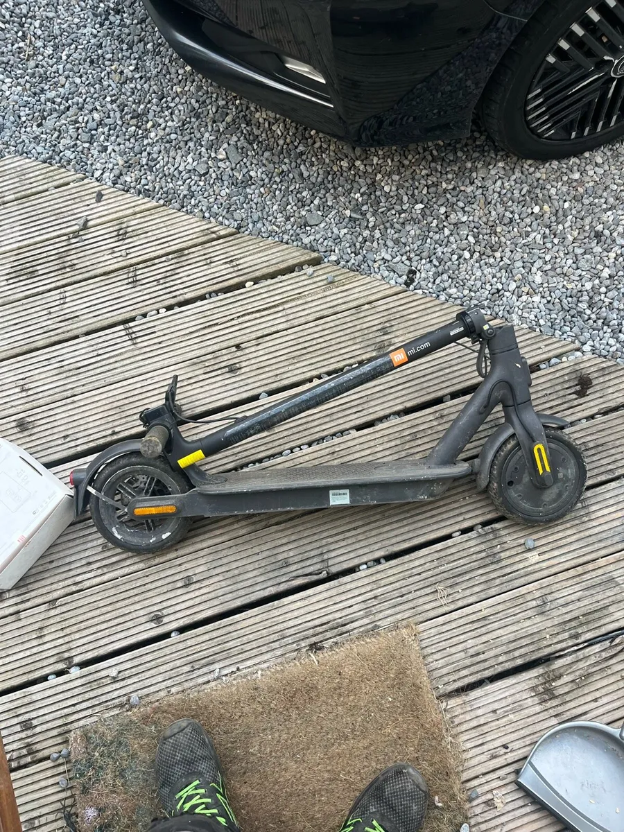 Electric scooter