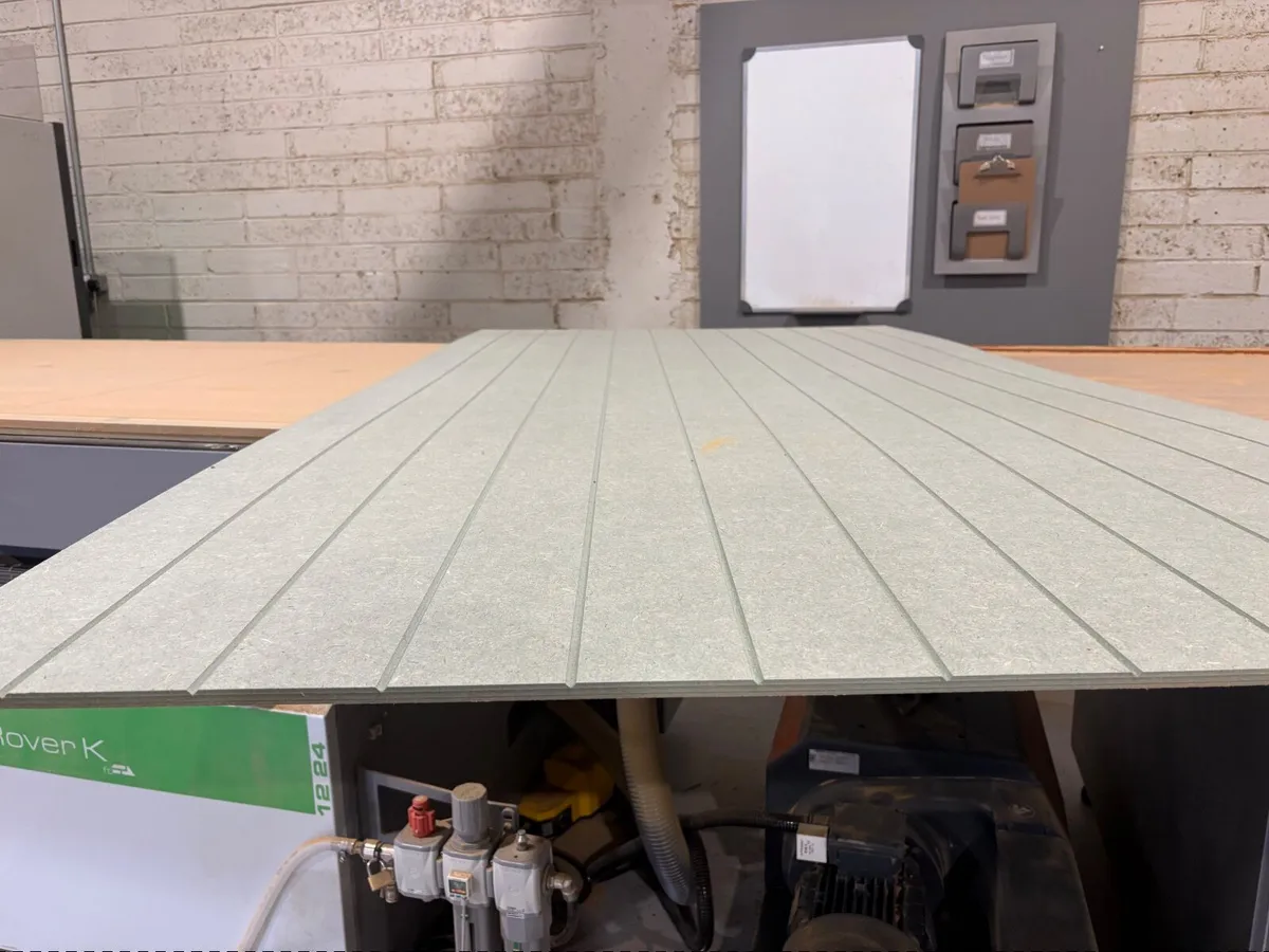 3 V grooved 9mm MDF sheets - Image 1