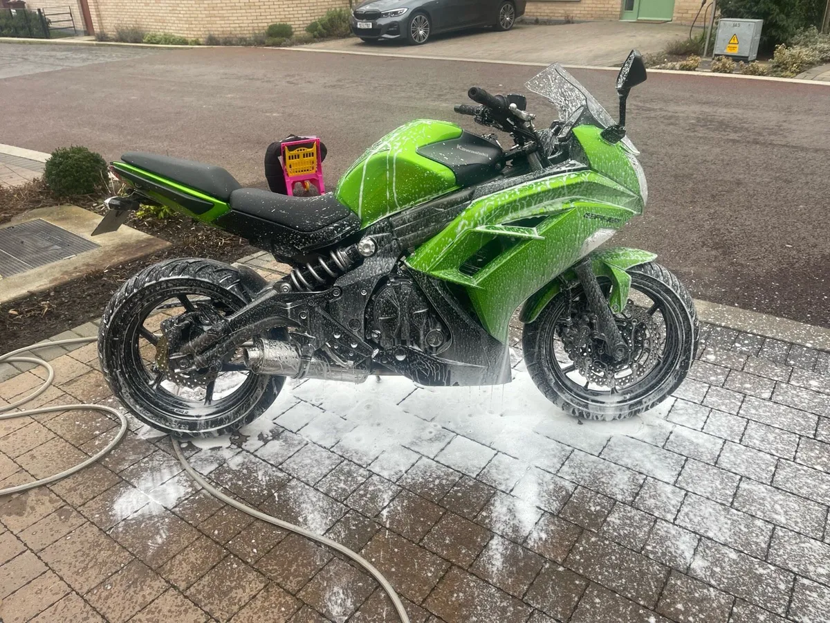Kawasaki ER6-F - Image 2