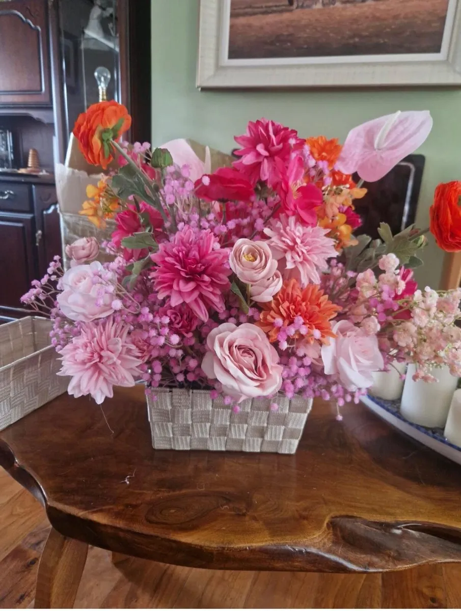 Wedding Flowers - Image 2