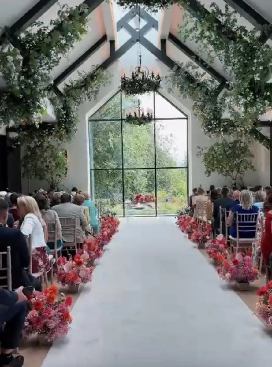 Wedding Flowers - Image 4