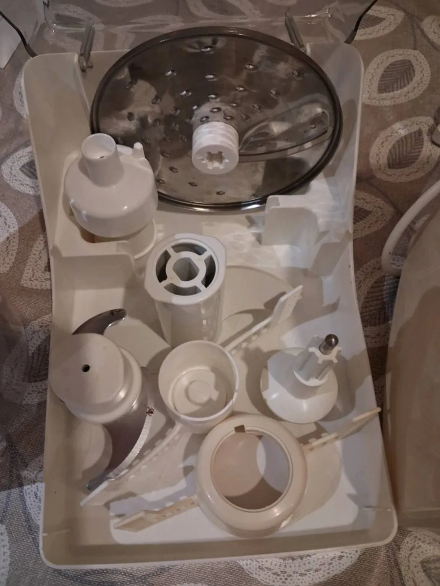 Food processor - Image 3