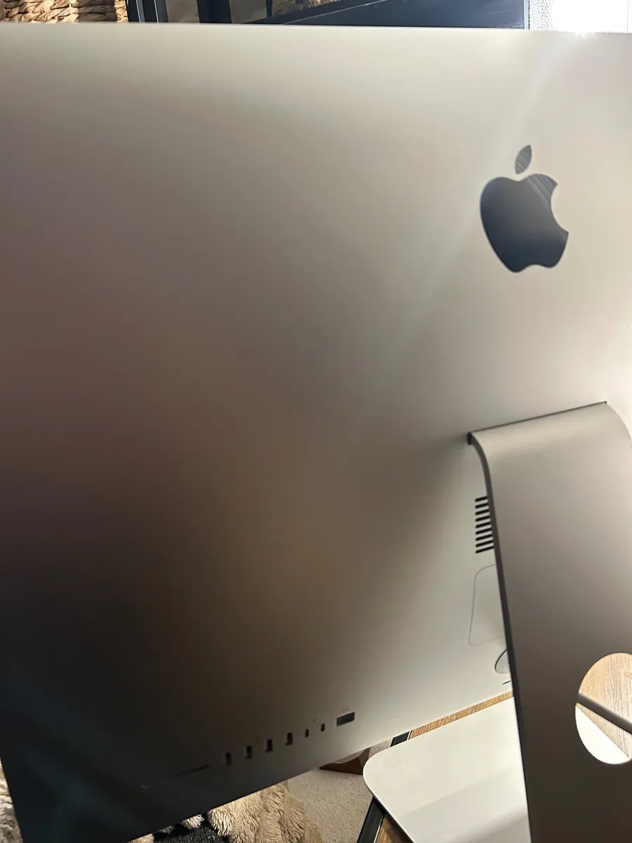 Apple iMac 5k 2019 - Image 3
