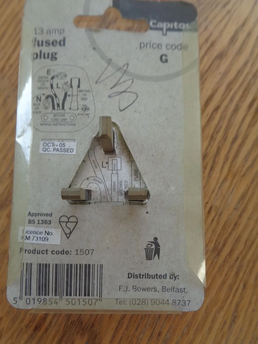 13 AMP Fused Plug Top for Sale - Image 1