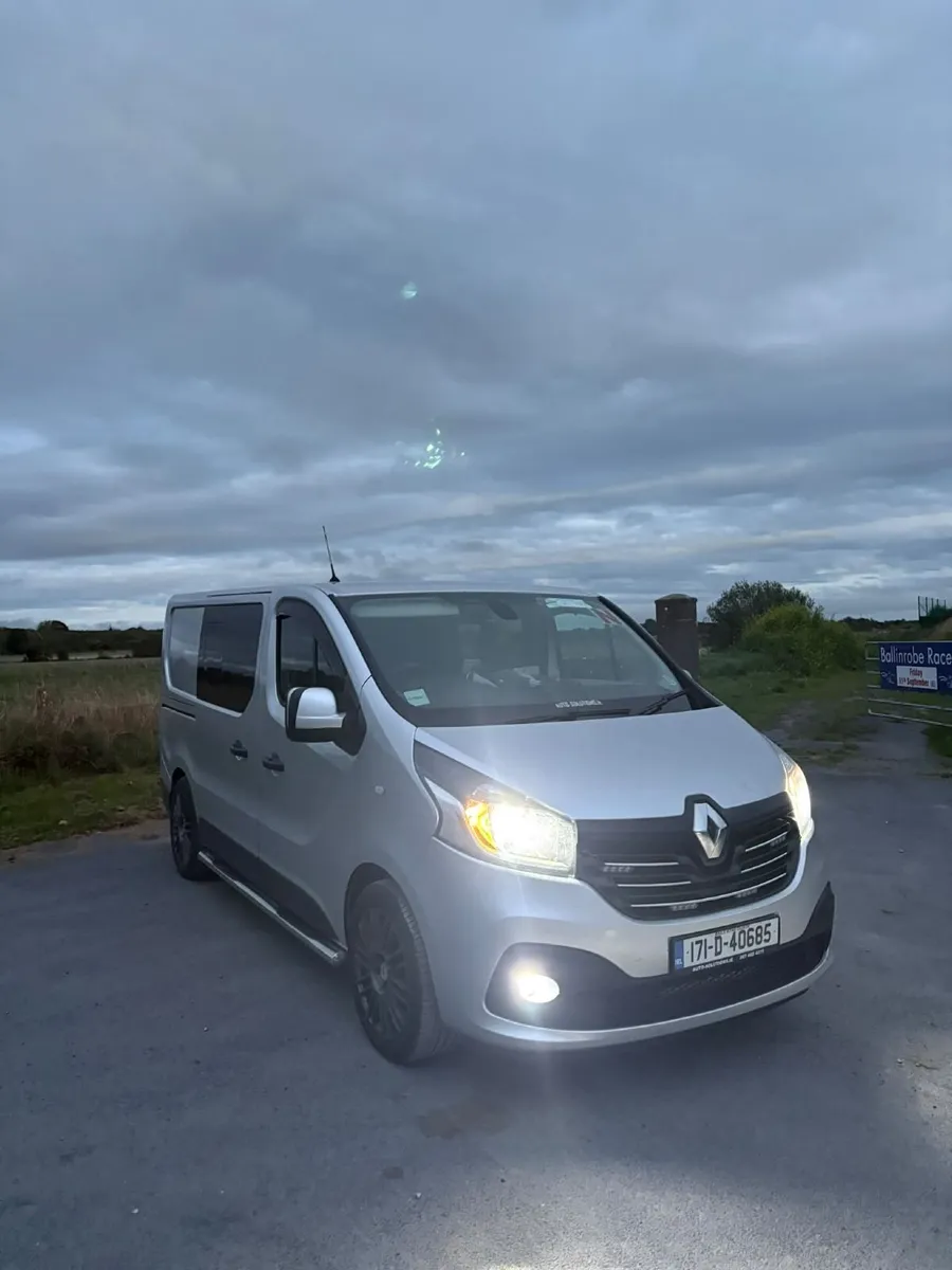 Renault Trafic 2017 - Image 1