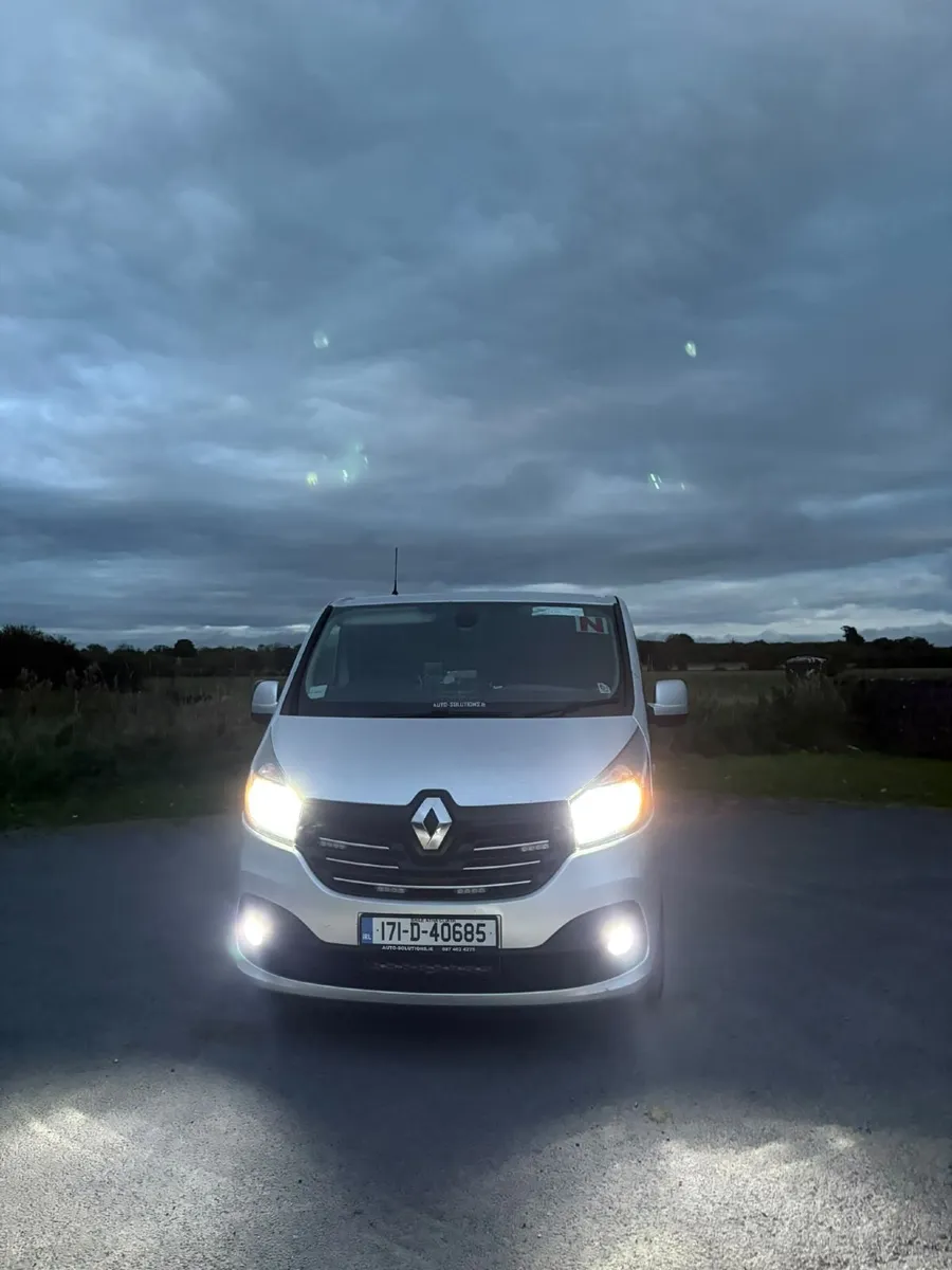 Renault Trafic 2017 - Image 3