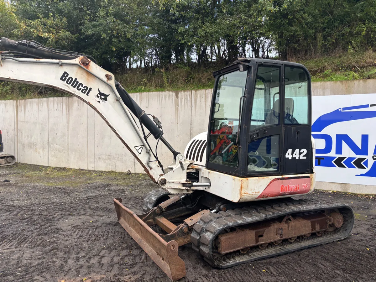 2006 BOBCAT 442 - Image 3