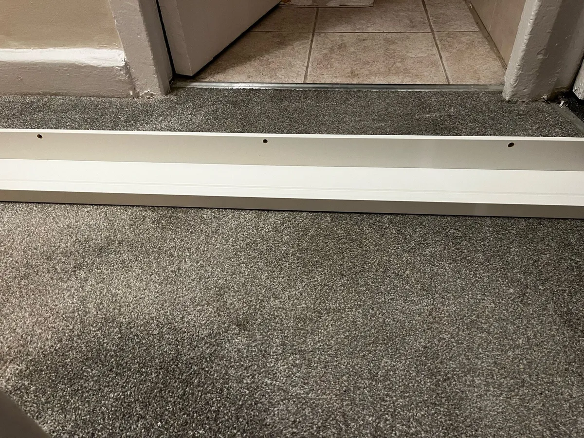 Picture Shelf - Image 1