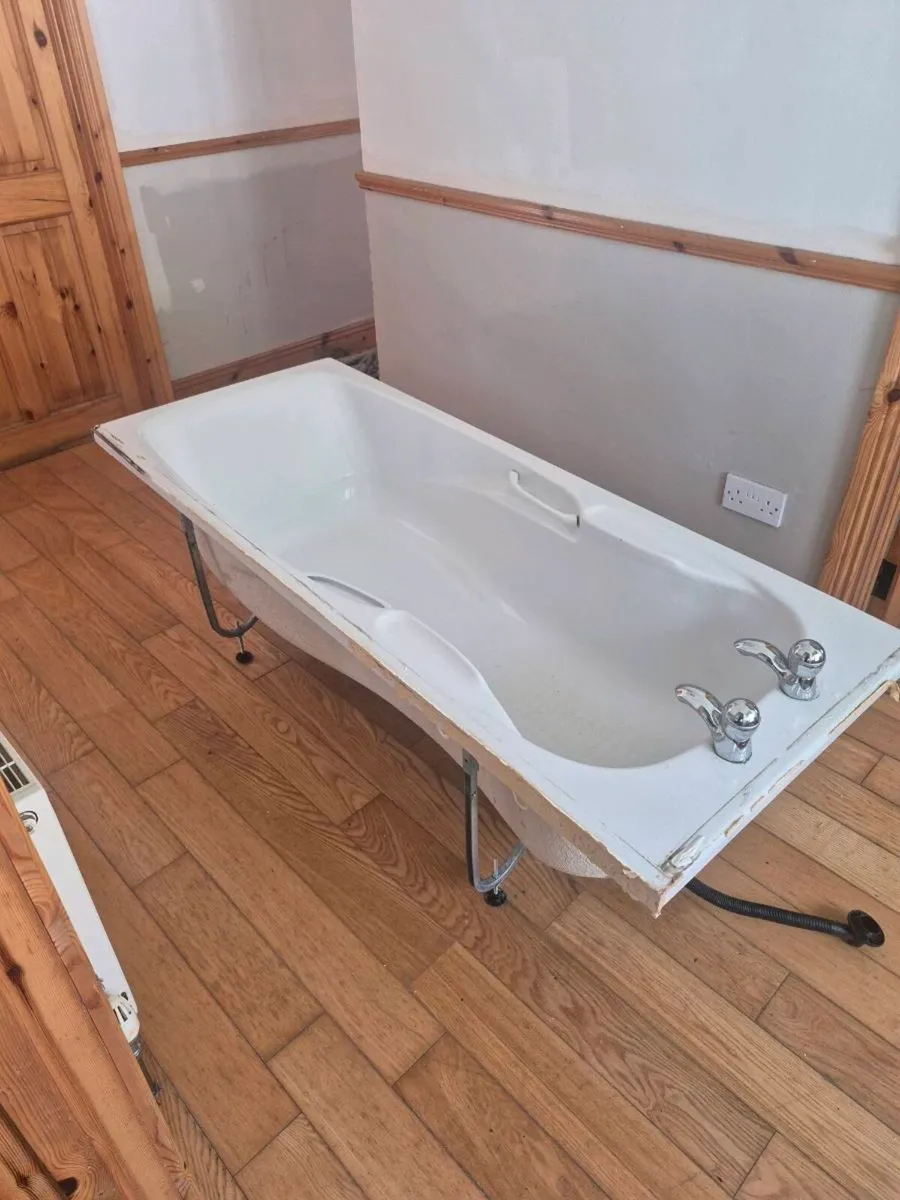 Bath - Image 3