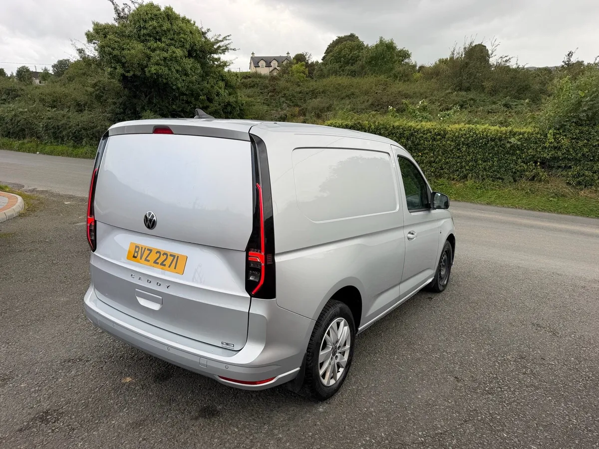 2024 vw caddy - Image 4