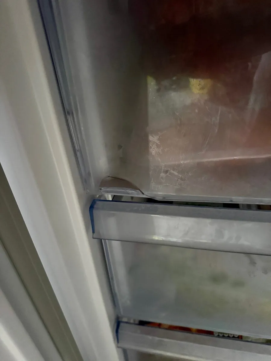 Free standing freezer - Beko - Image 3