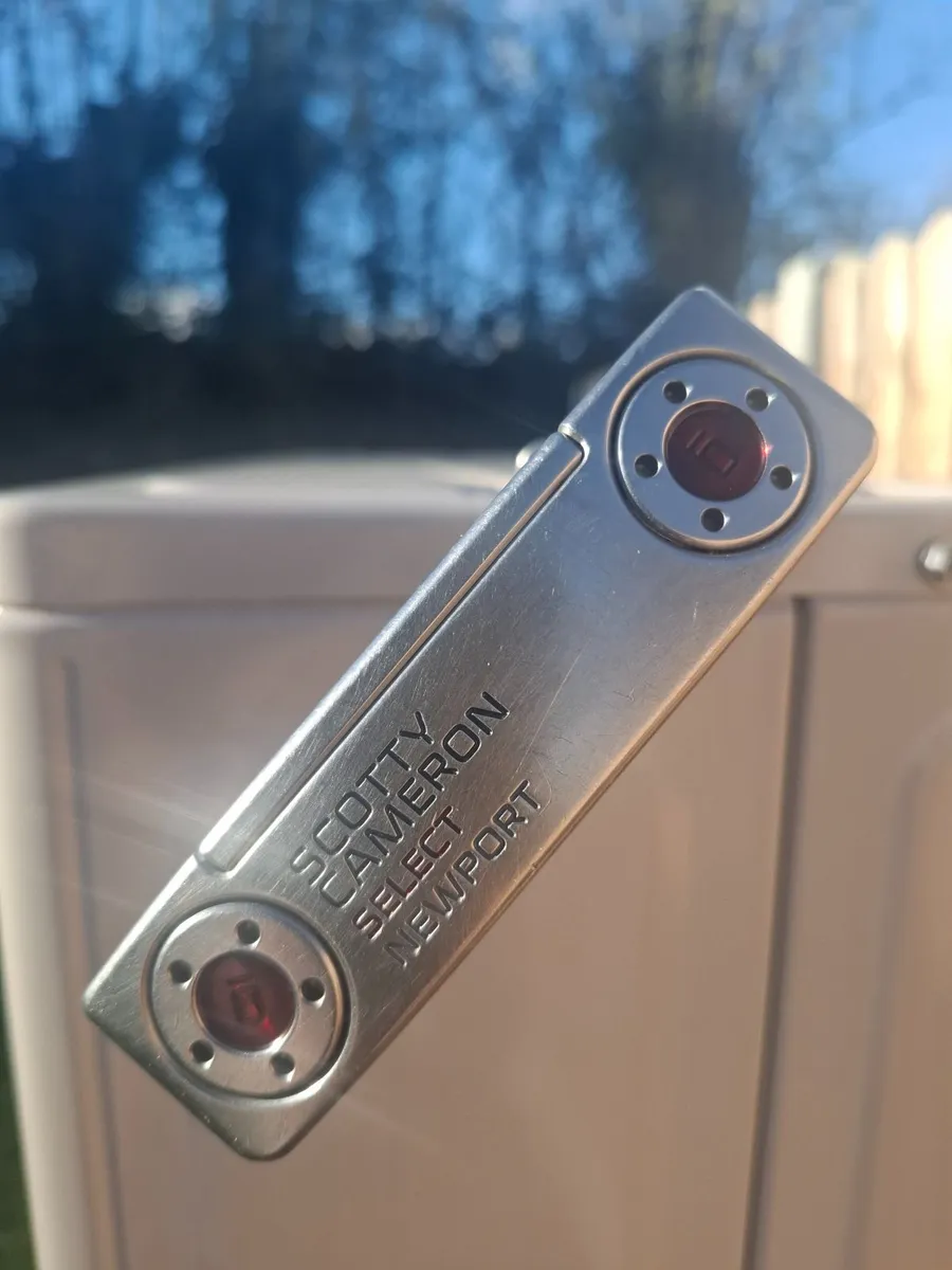 Scotty Cameron Select Newport 2 Putter 34" - Image 1