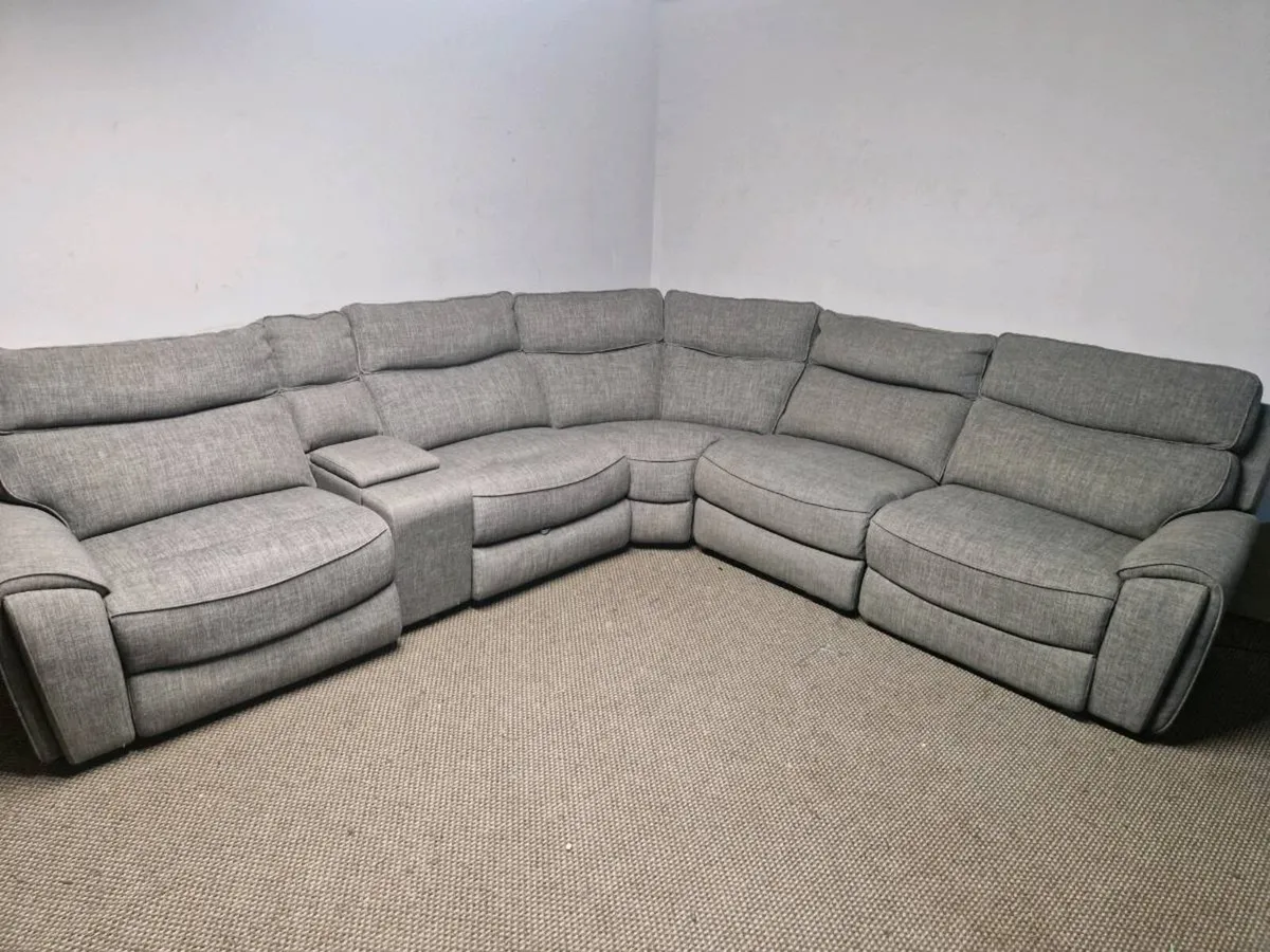 Corner sofa - Image 1