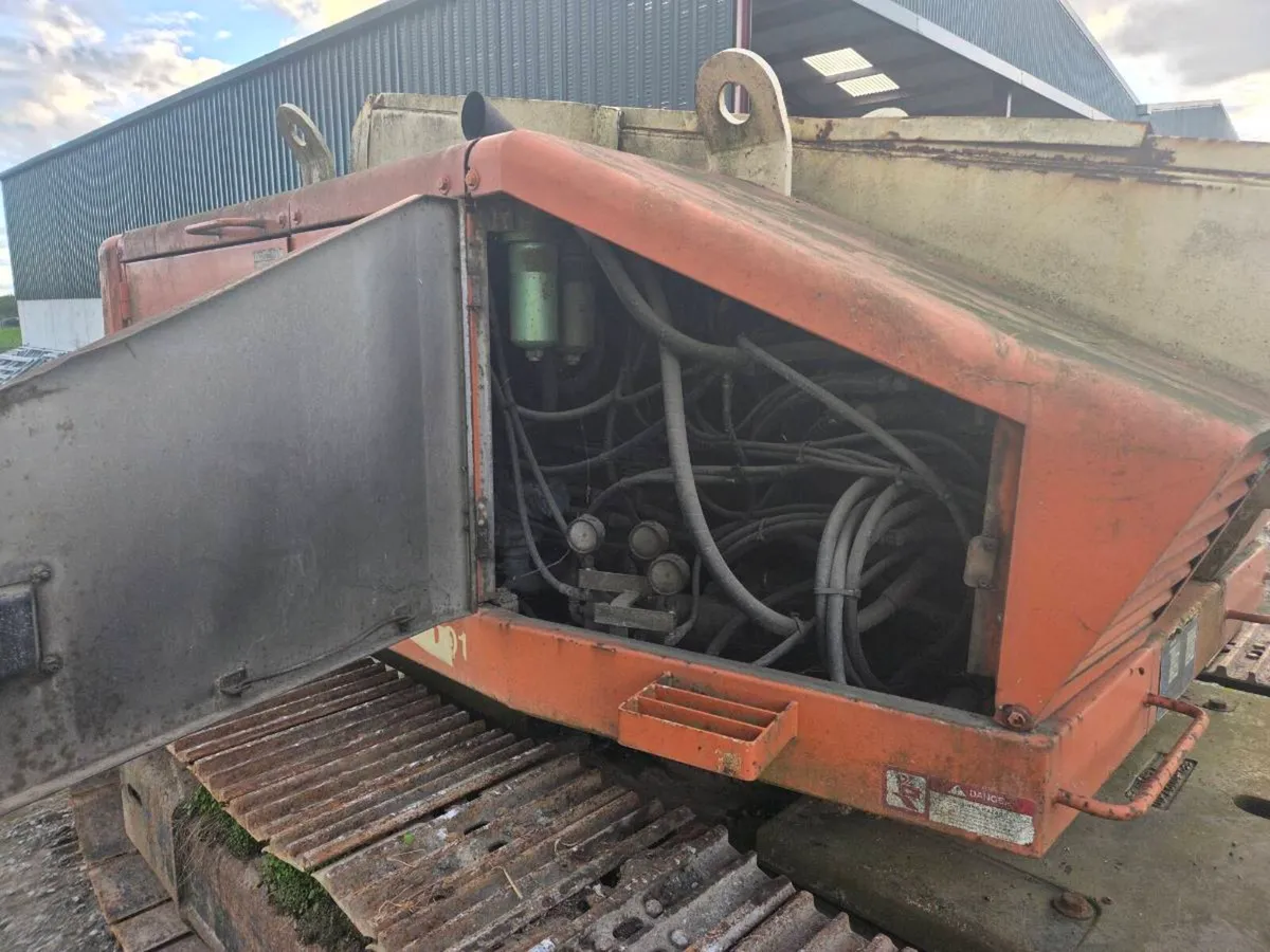 Aichi sp18 tracked boom hoist - Image 2
