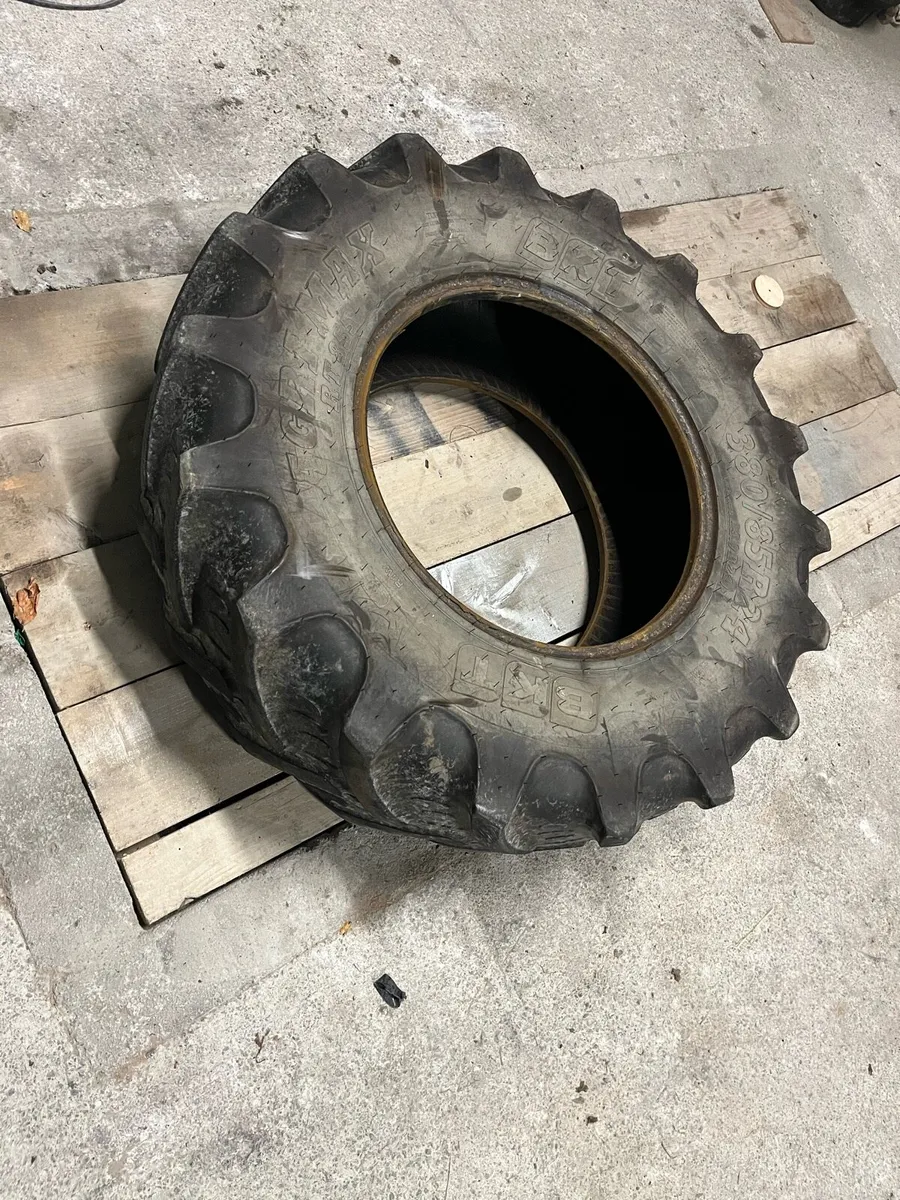 Tractor - Image 1