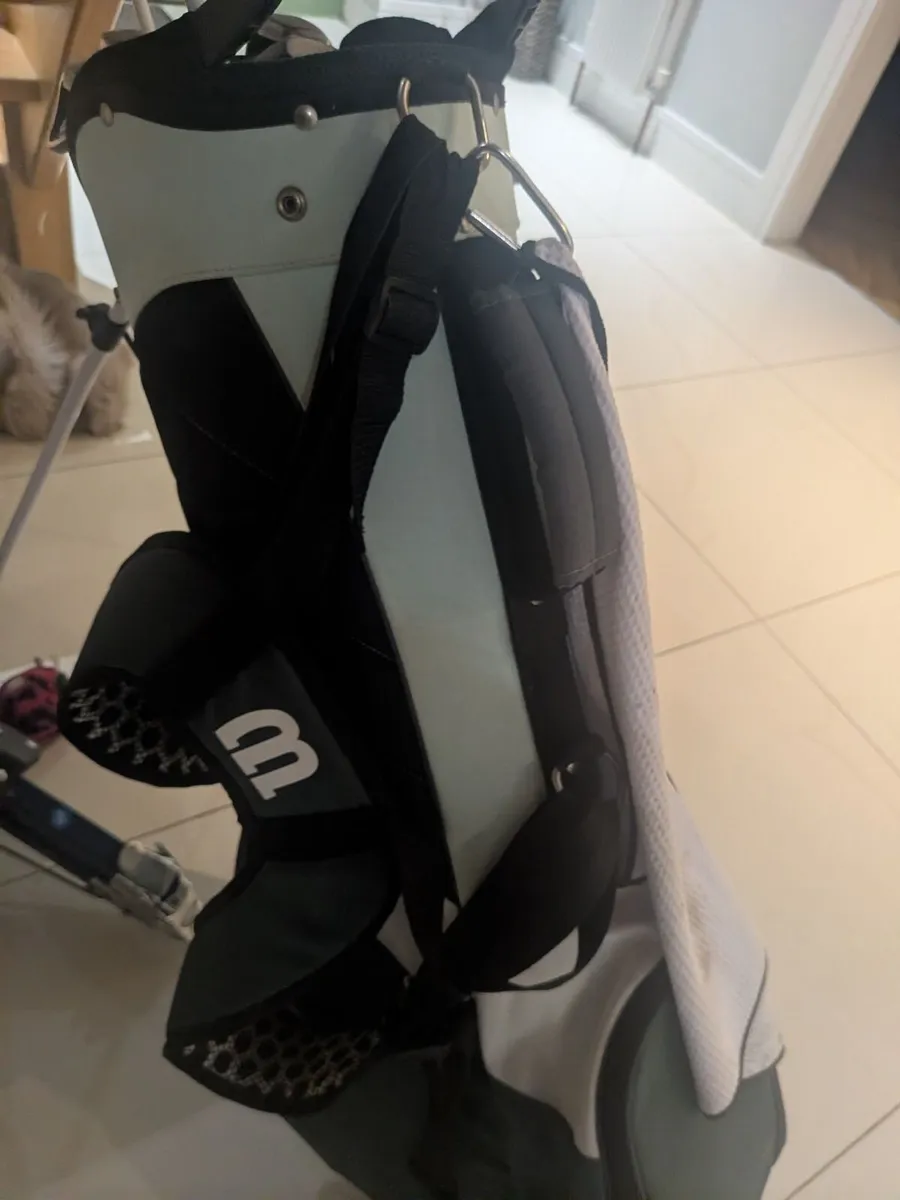 Golf set with trolley included - Image 1