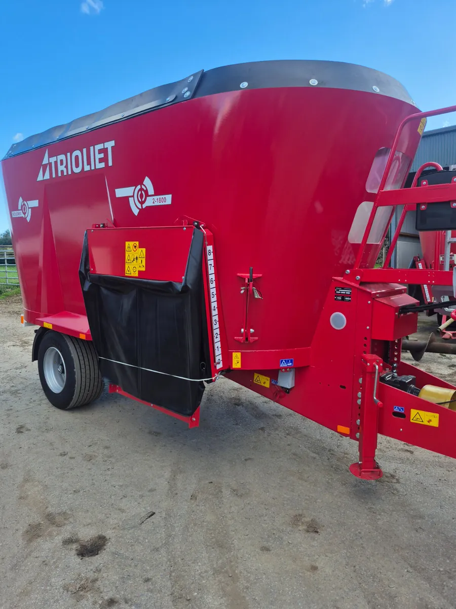New Trioliet 18 cube tub feeder - Image 1