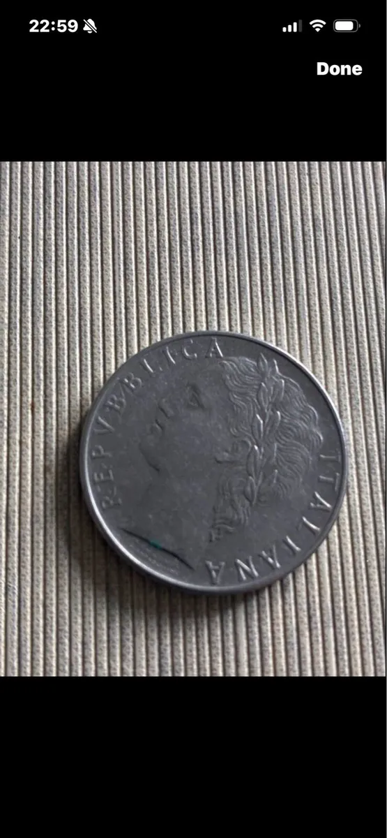 Very rare Italian 100 Lira Coin - Image 1