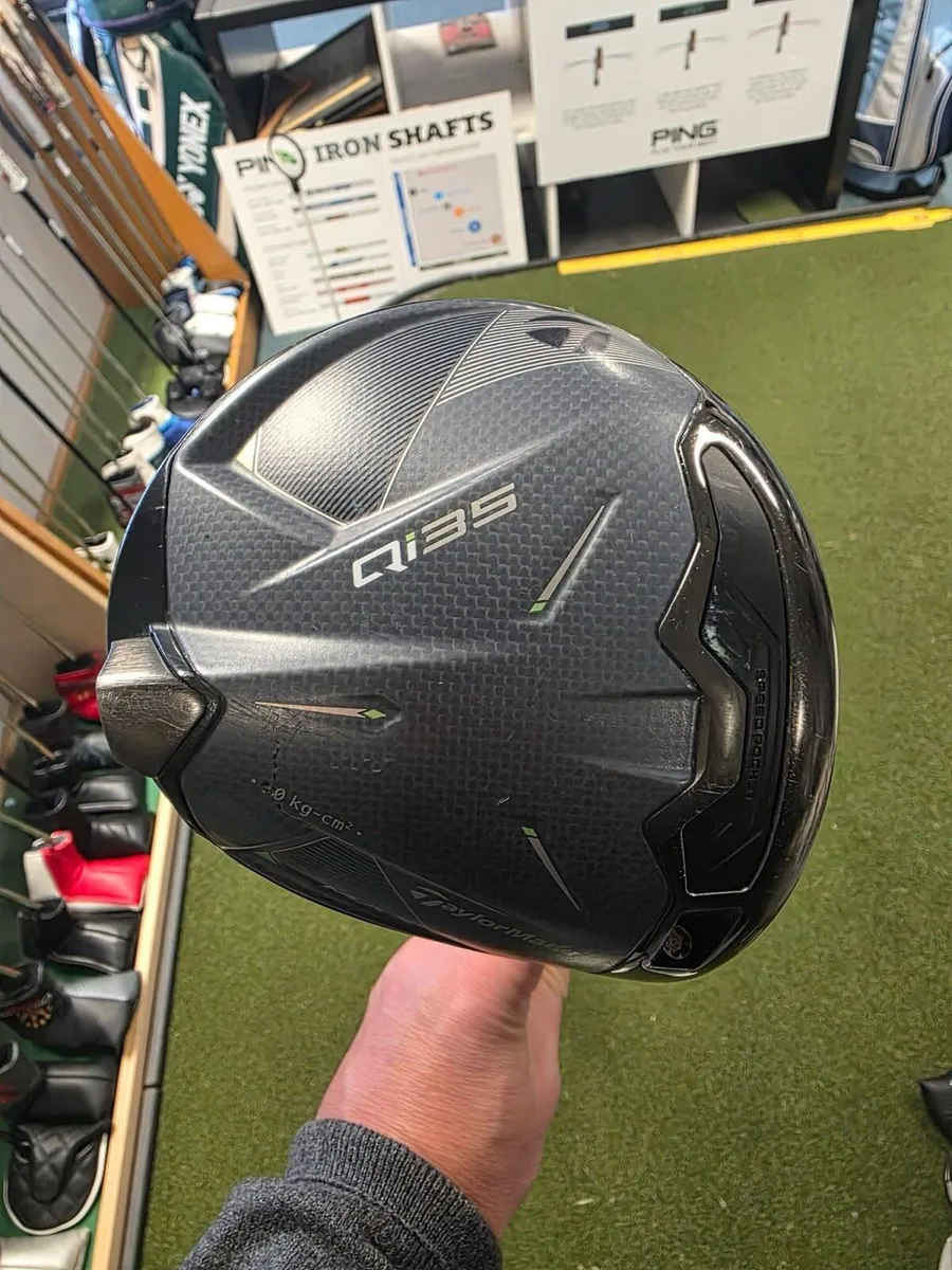 Taylormade Qi35 Max Driver - Image 1
