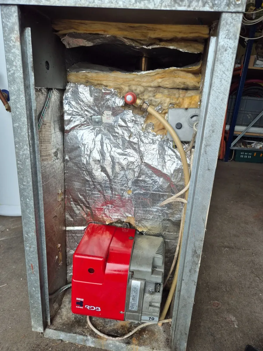 Grant oil boiler - Image 3