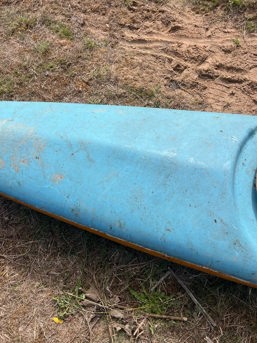 Old fiberglass sea kayak, women’s /junior - Image 4
