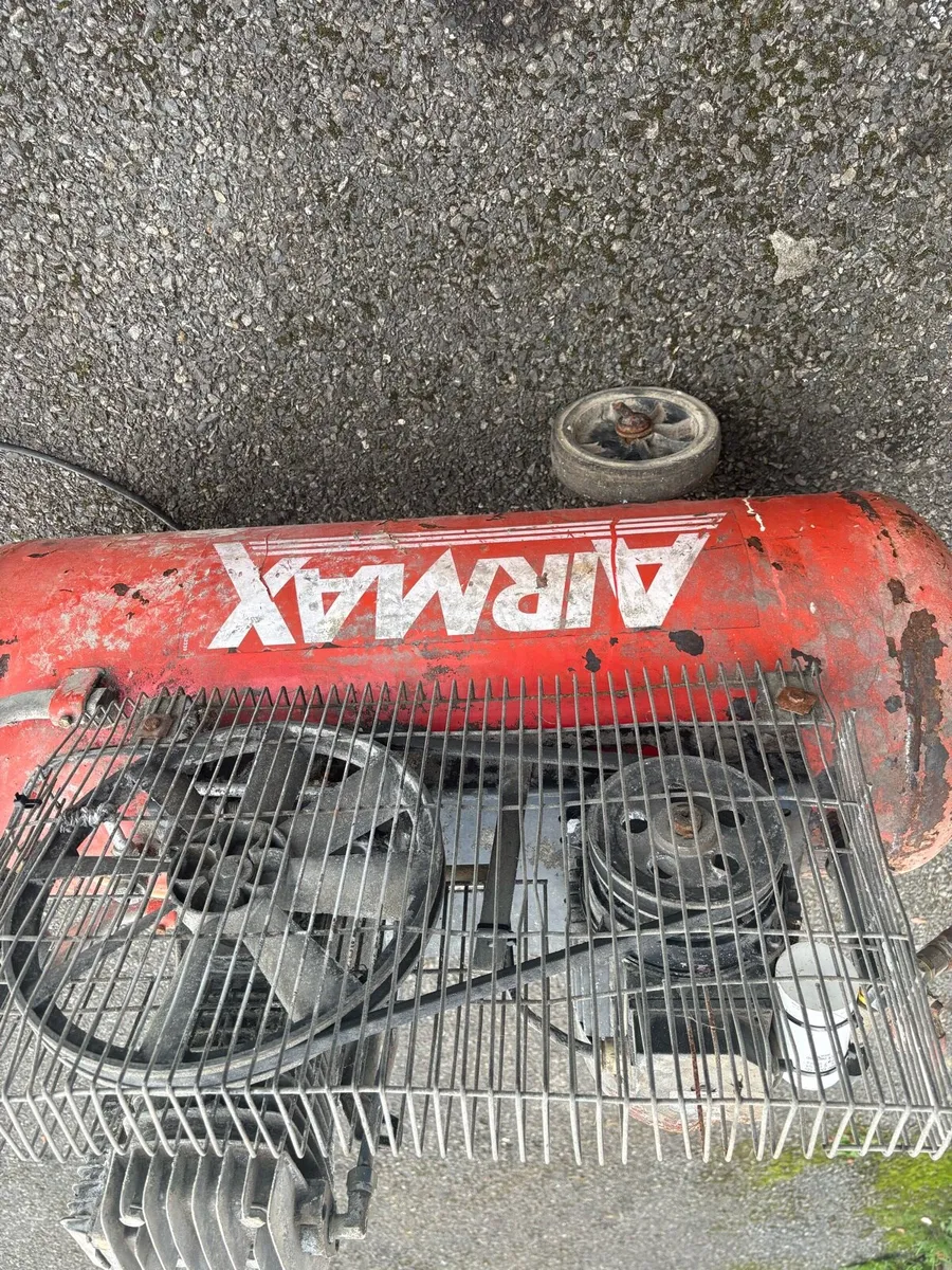 100L Air compressor for sale - Image 1