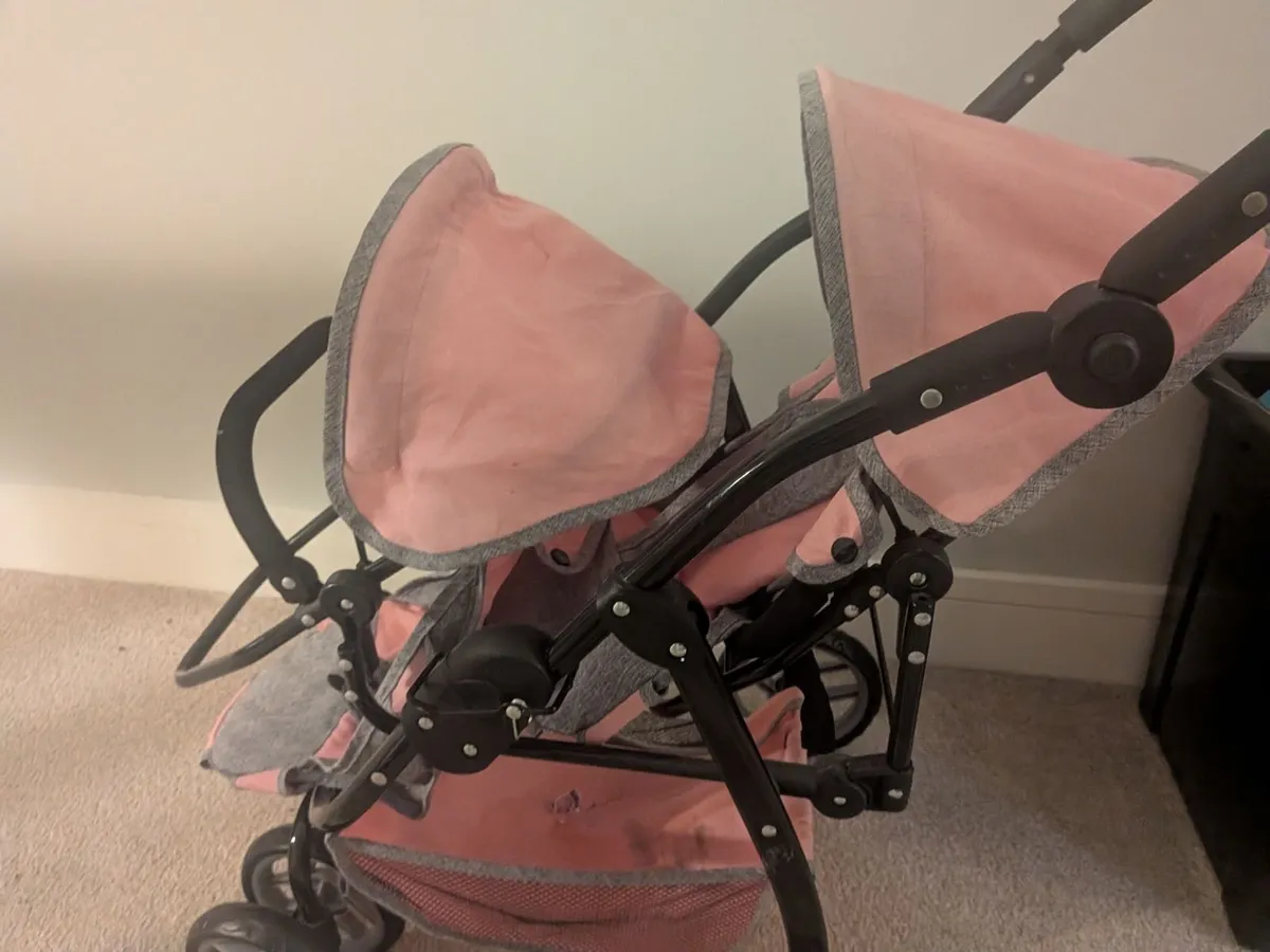 Dolls double buggy - Image 3