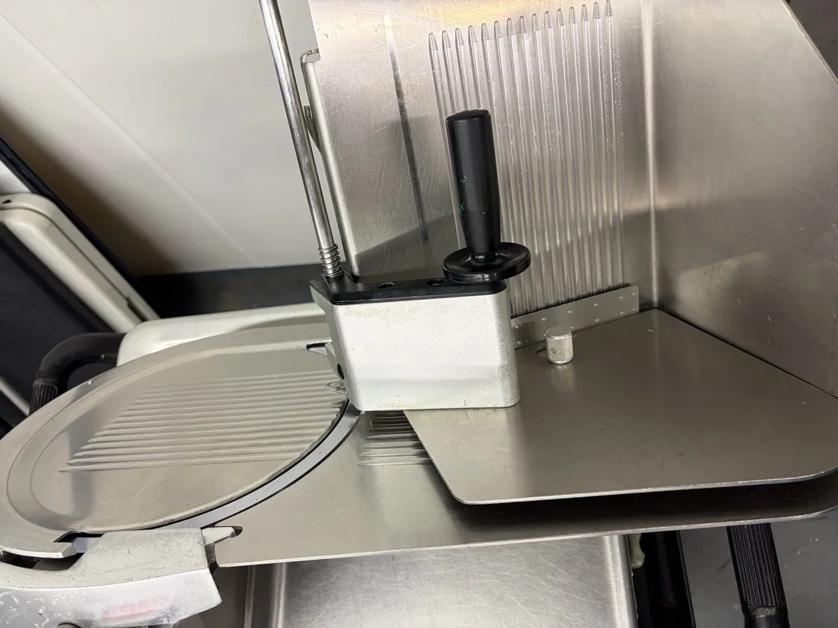 Meat slicer - Image 2