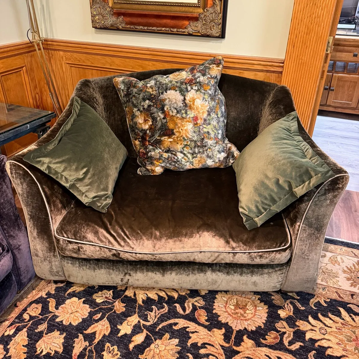 Spink Edgar sofa and chair - Image 4