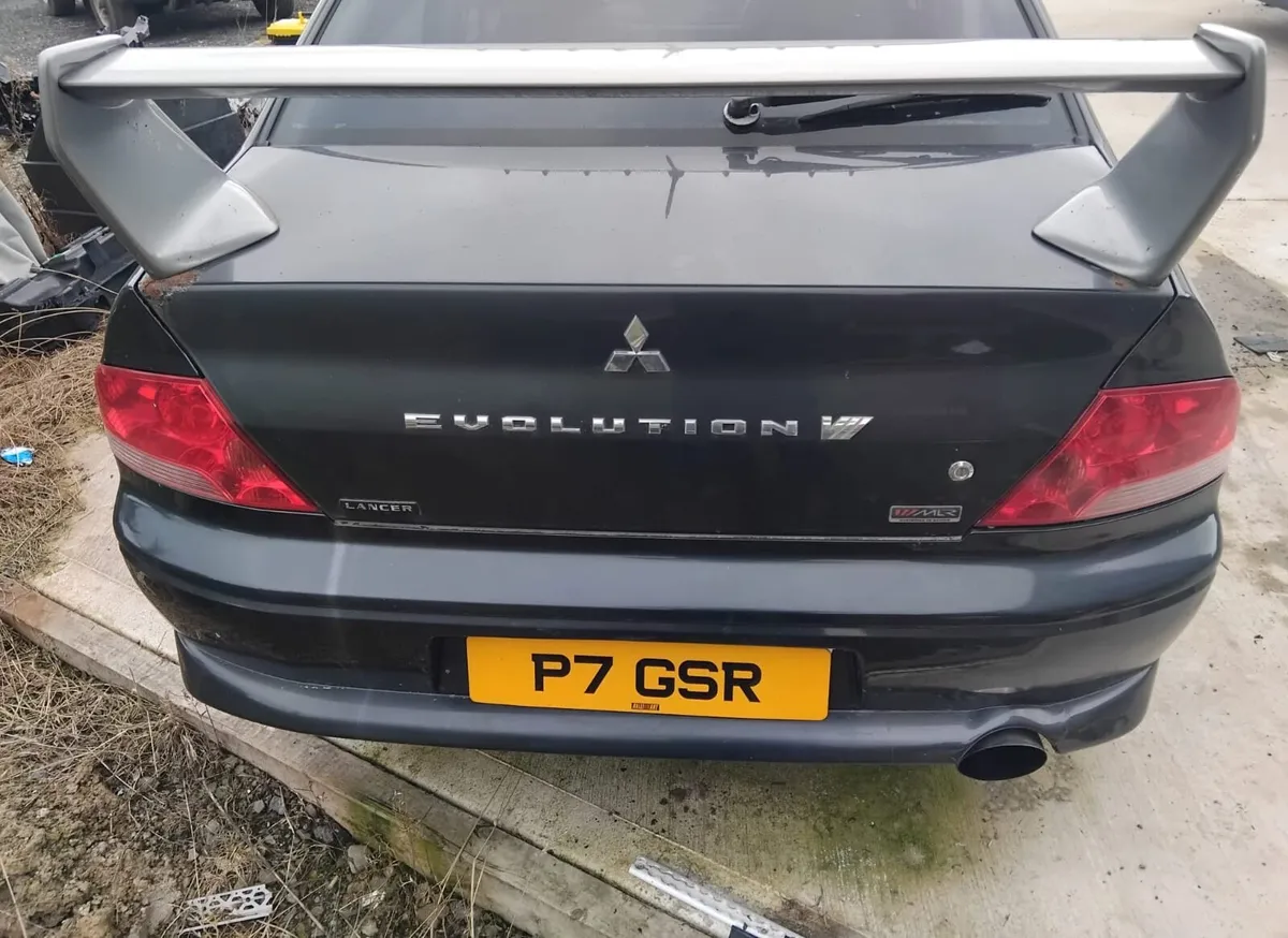 Mitsubishi Lancer Evo 7 - Image 4