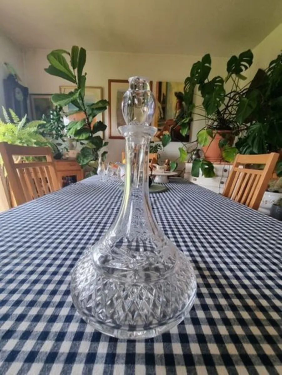 Large crystal carafe - Image 1