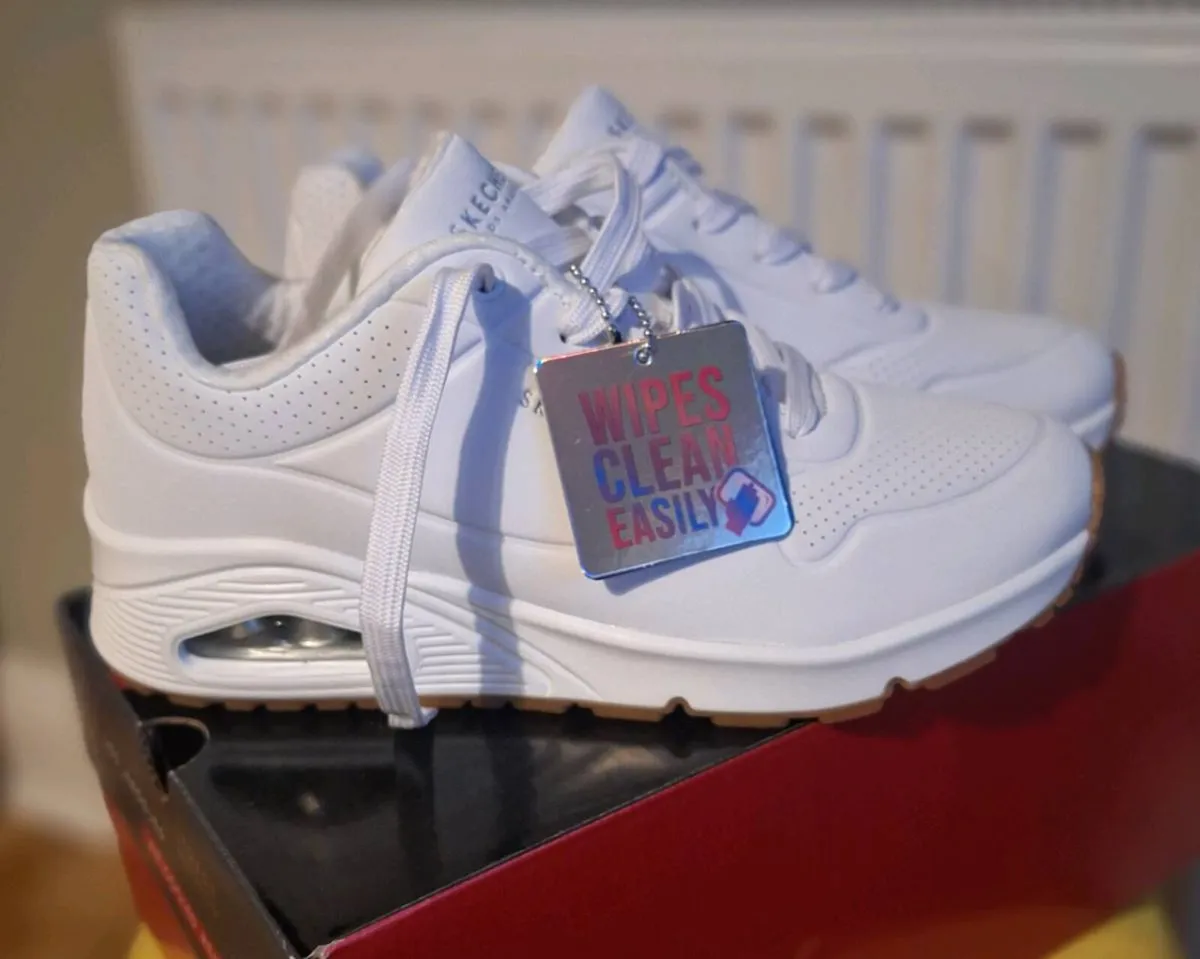 White ladies trainers - Image 4