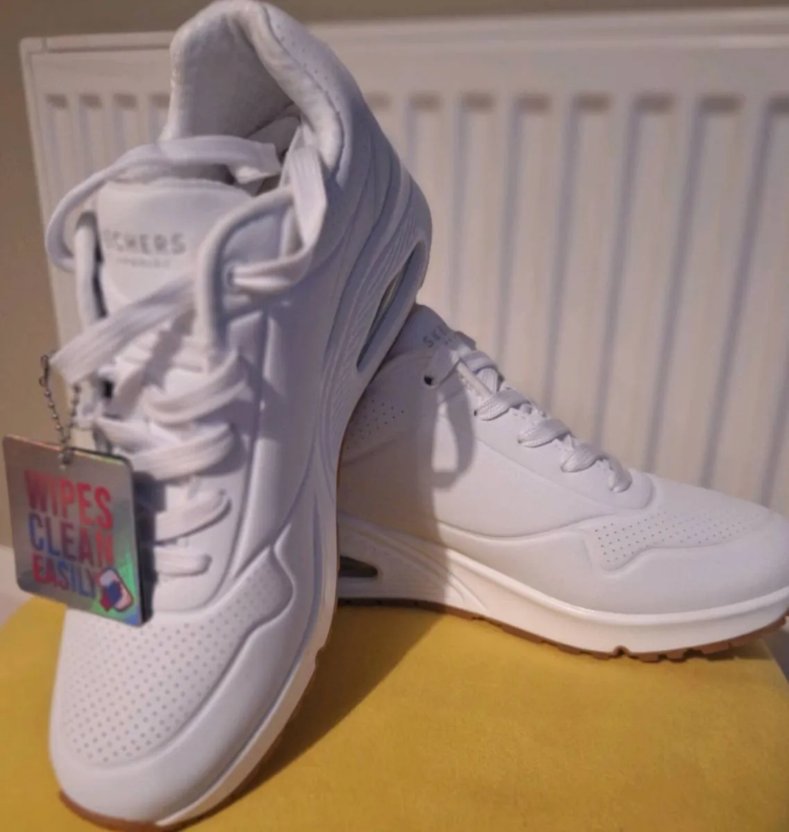 White ladies trainers - Image 1