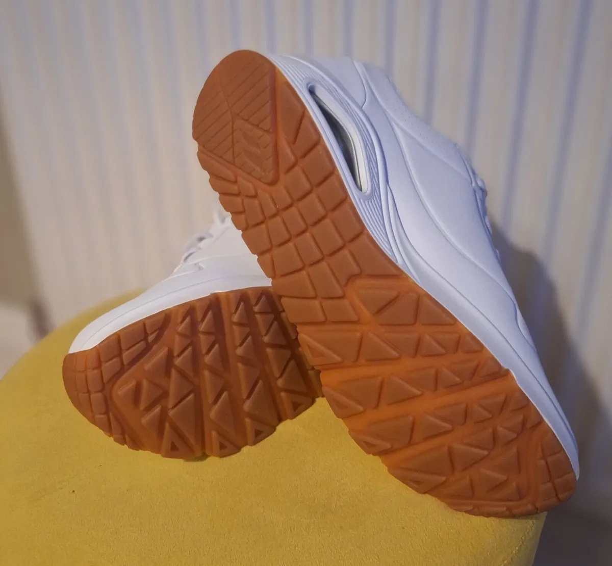 White ladies trainers - Image 2