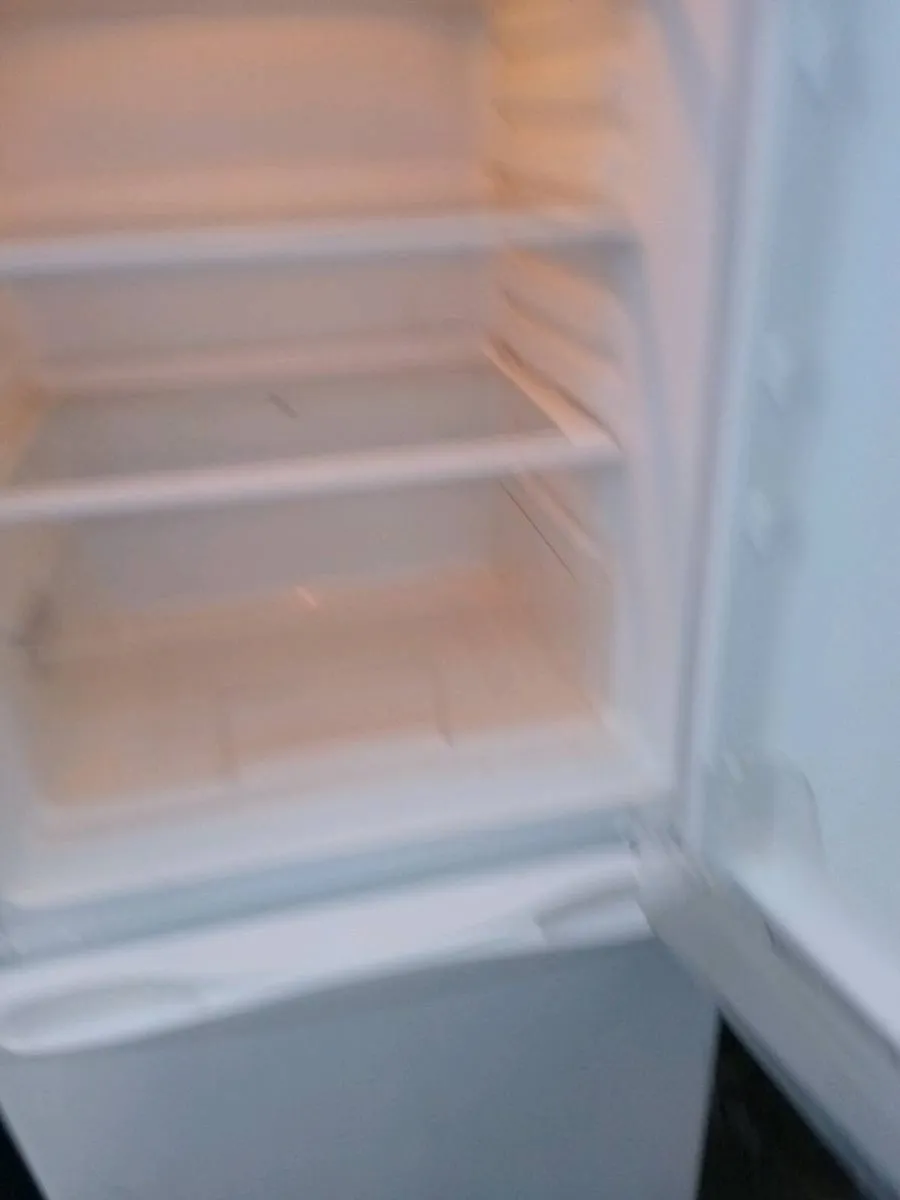Fridge freezer - Image 2