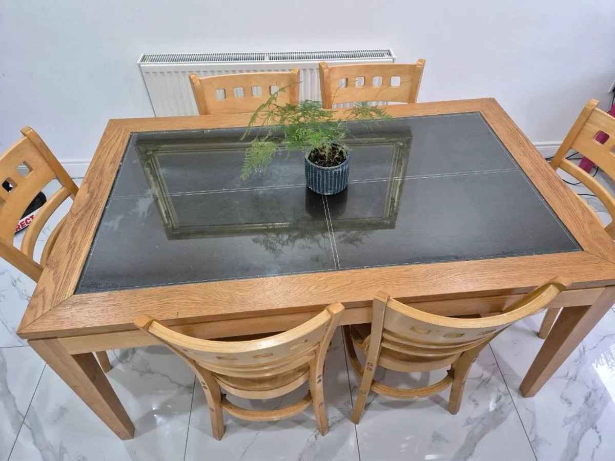 Dining table - Image 2