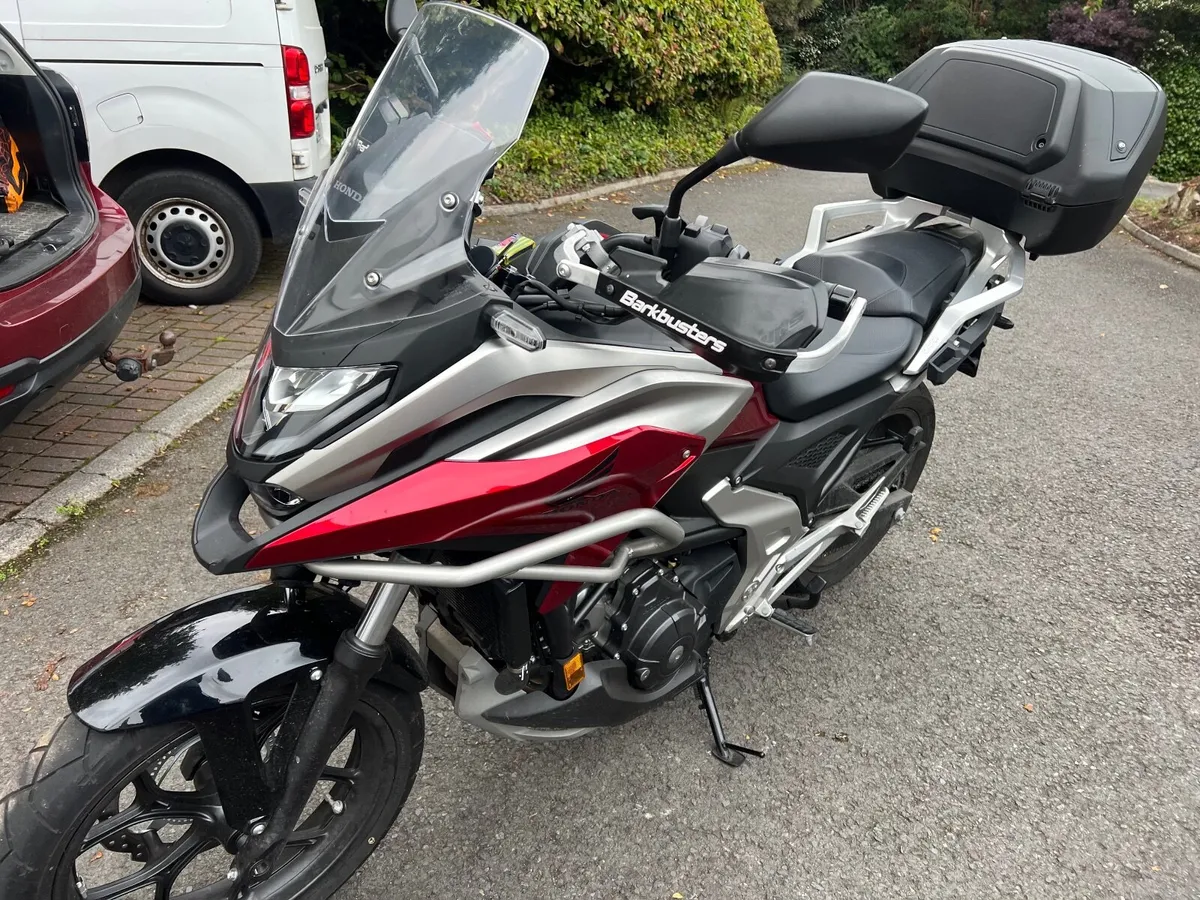 Honda DCT 2024 very low mileage may take trade in - Image 1