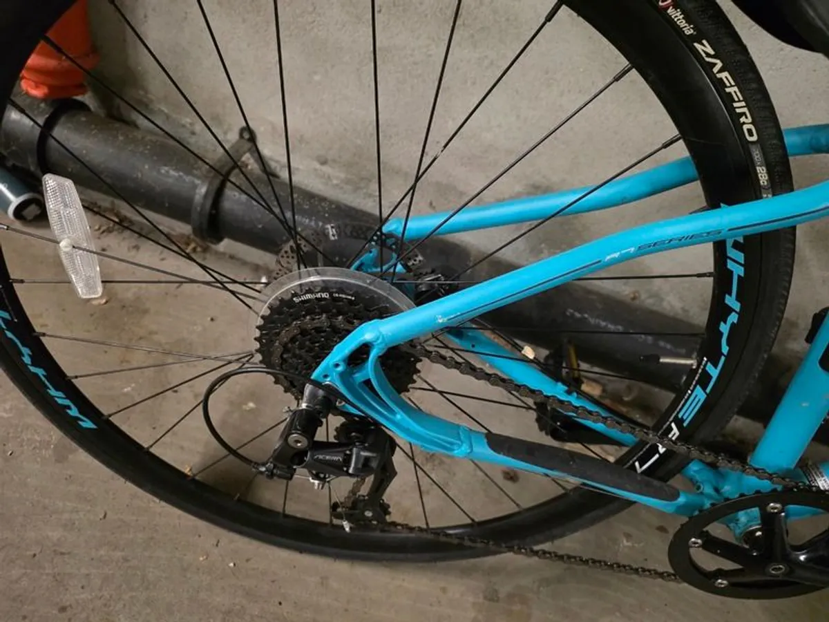 Whyte Carnaby R7 Hybrid Bike Medium Turquoise - Image 3