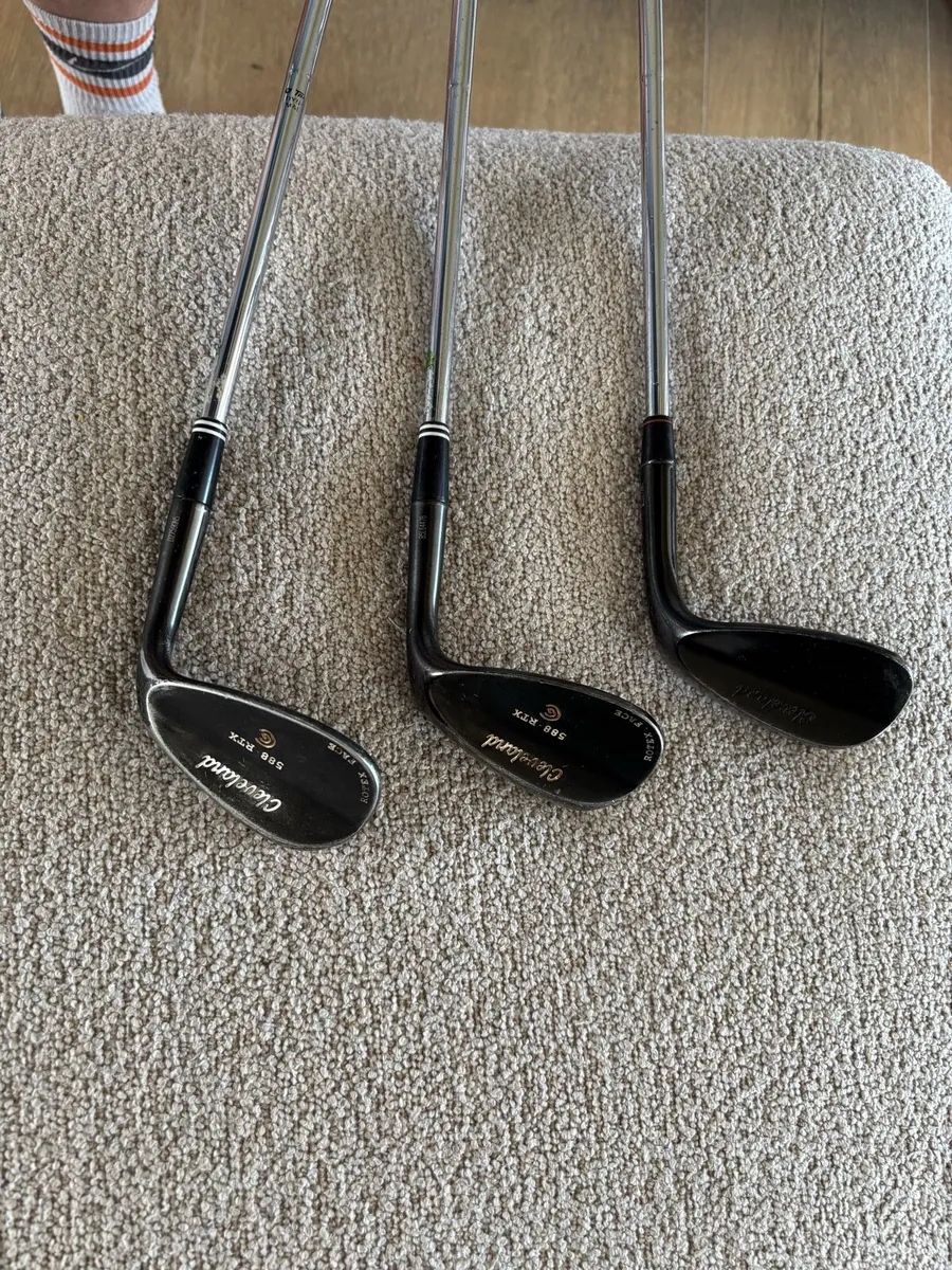 Golf wedges - Image 1