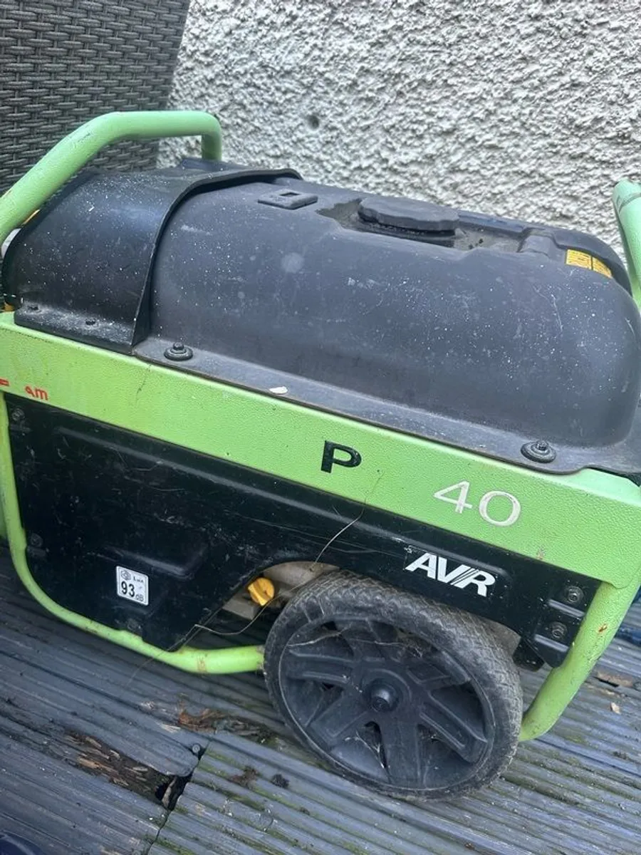 pramac px4000 generator - Image 1