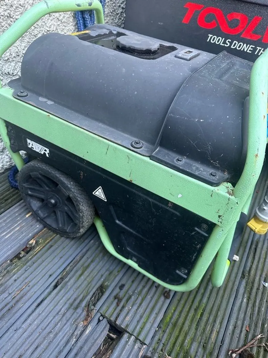pramac px4000 generator - Image 3