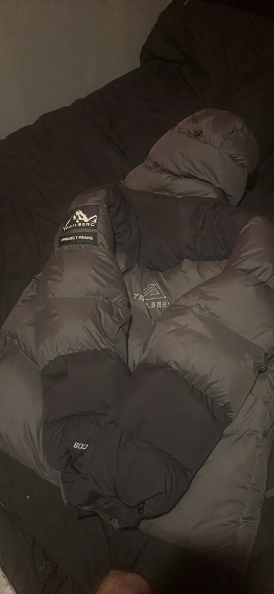 Jacket trailbeg bought for 250 - Image 3