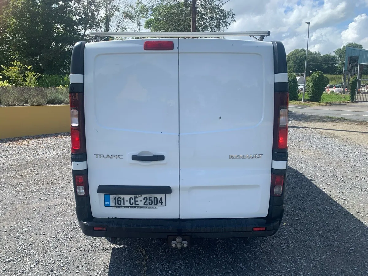 Renault traffic - Image 4