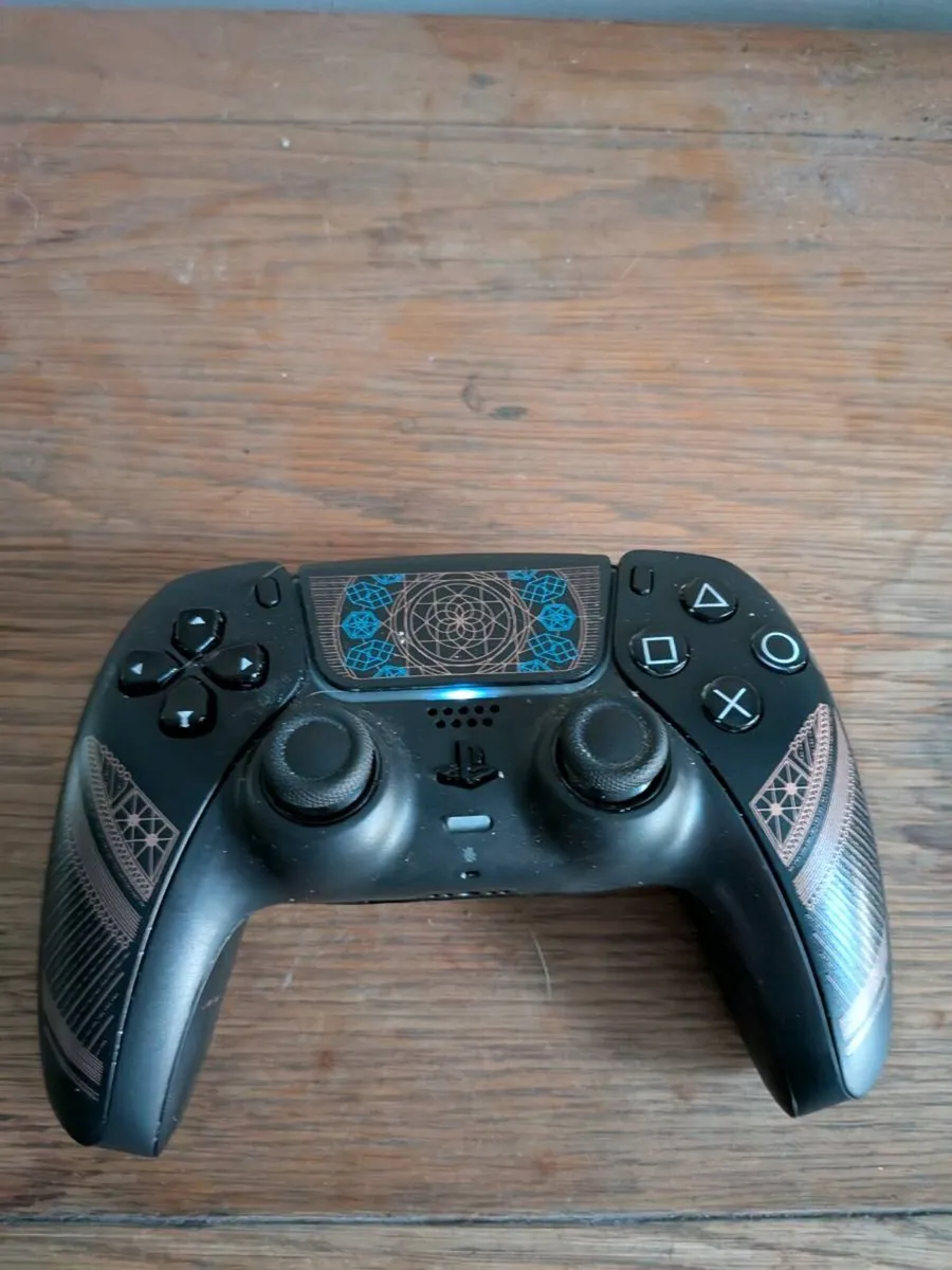 PlayStation 5 1tb - Image 1