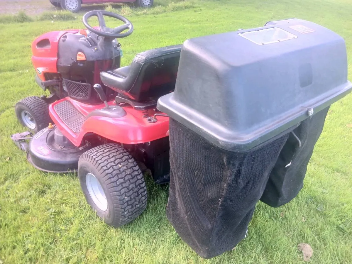 Ride on mower - Image 3