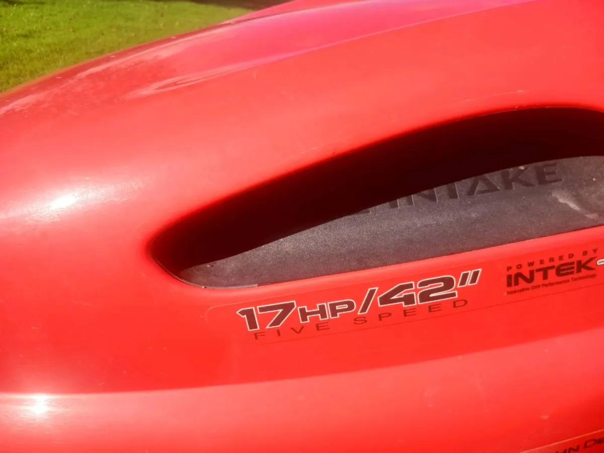 Ride on mower - Image 4